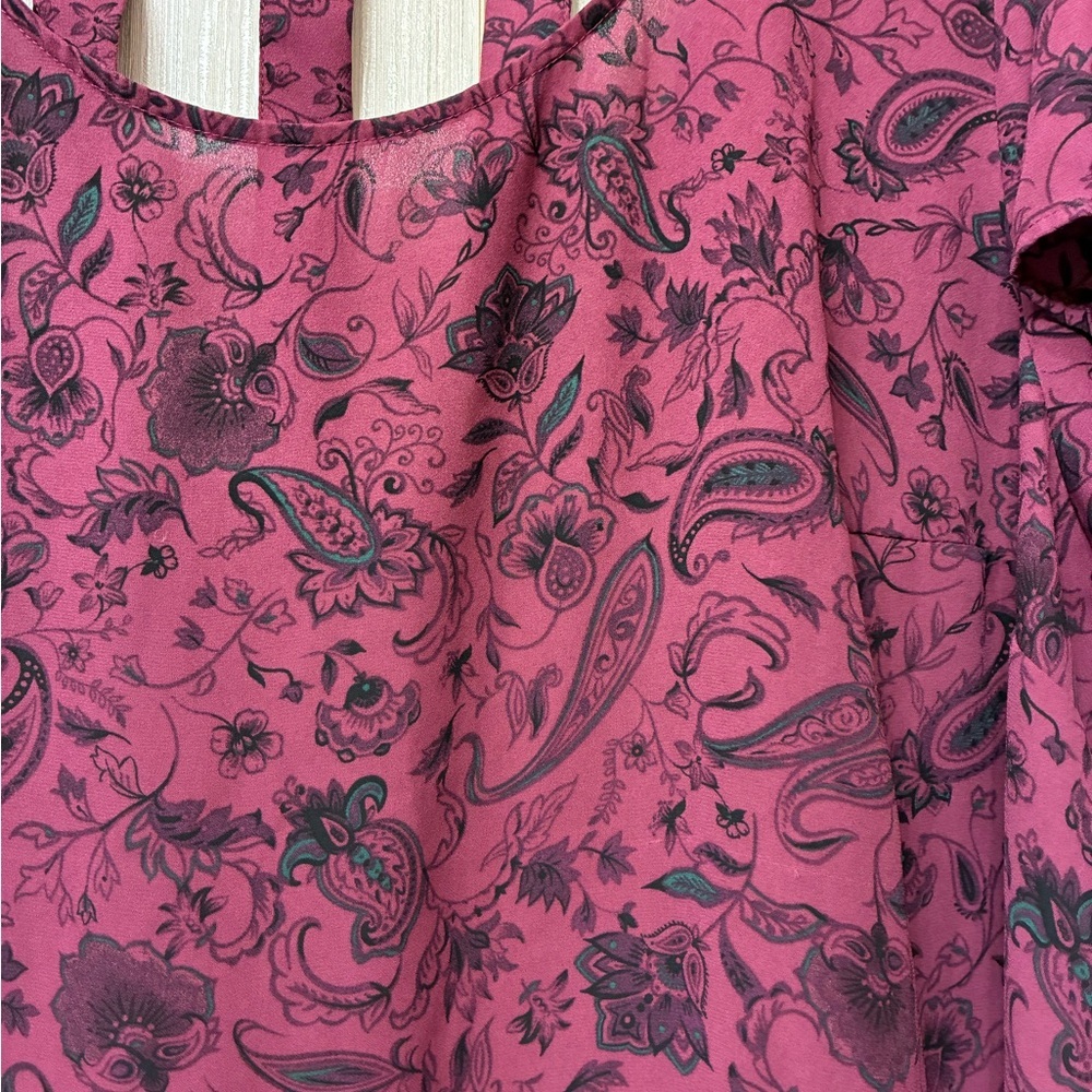 Torrid Plus Size 2 Blouse‎ Bundle (2X/2XL) - Flowy, Floral & Paisley Print Tops - Picture 9 of 14